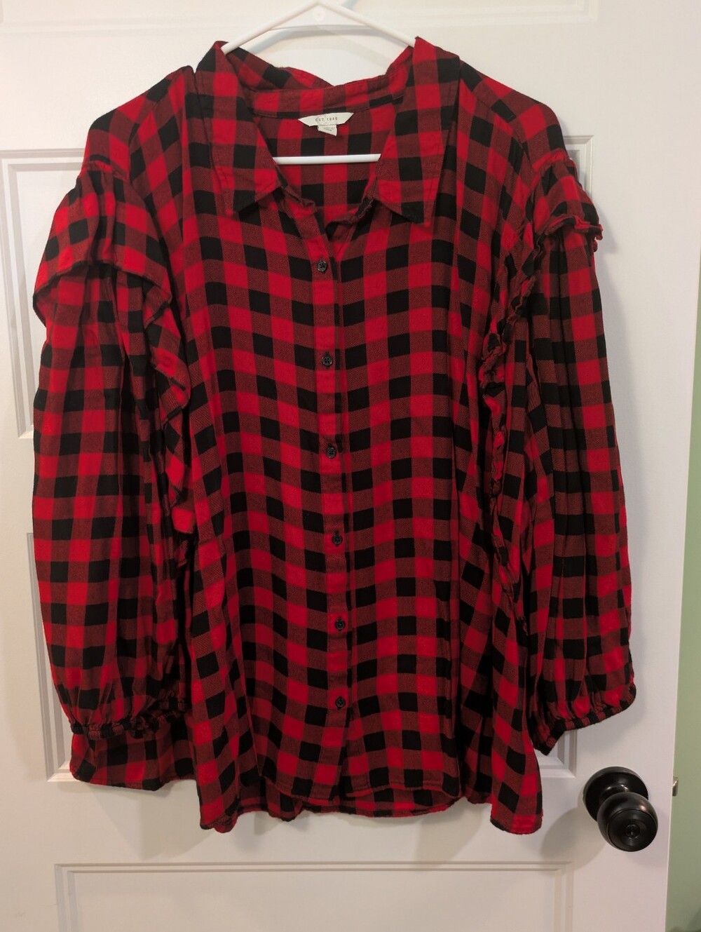 🔴 3/$15 Cato Red and Black Plaid Button-Down Shirt